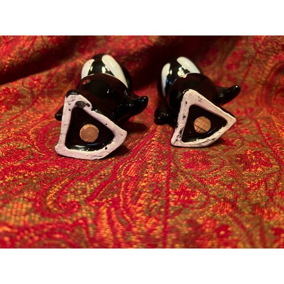 Top Hat Walrus Salt and Pepper Shakers - Picture 4 of 5